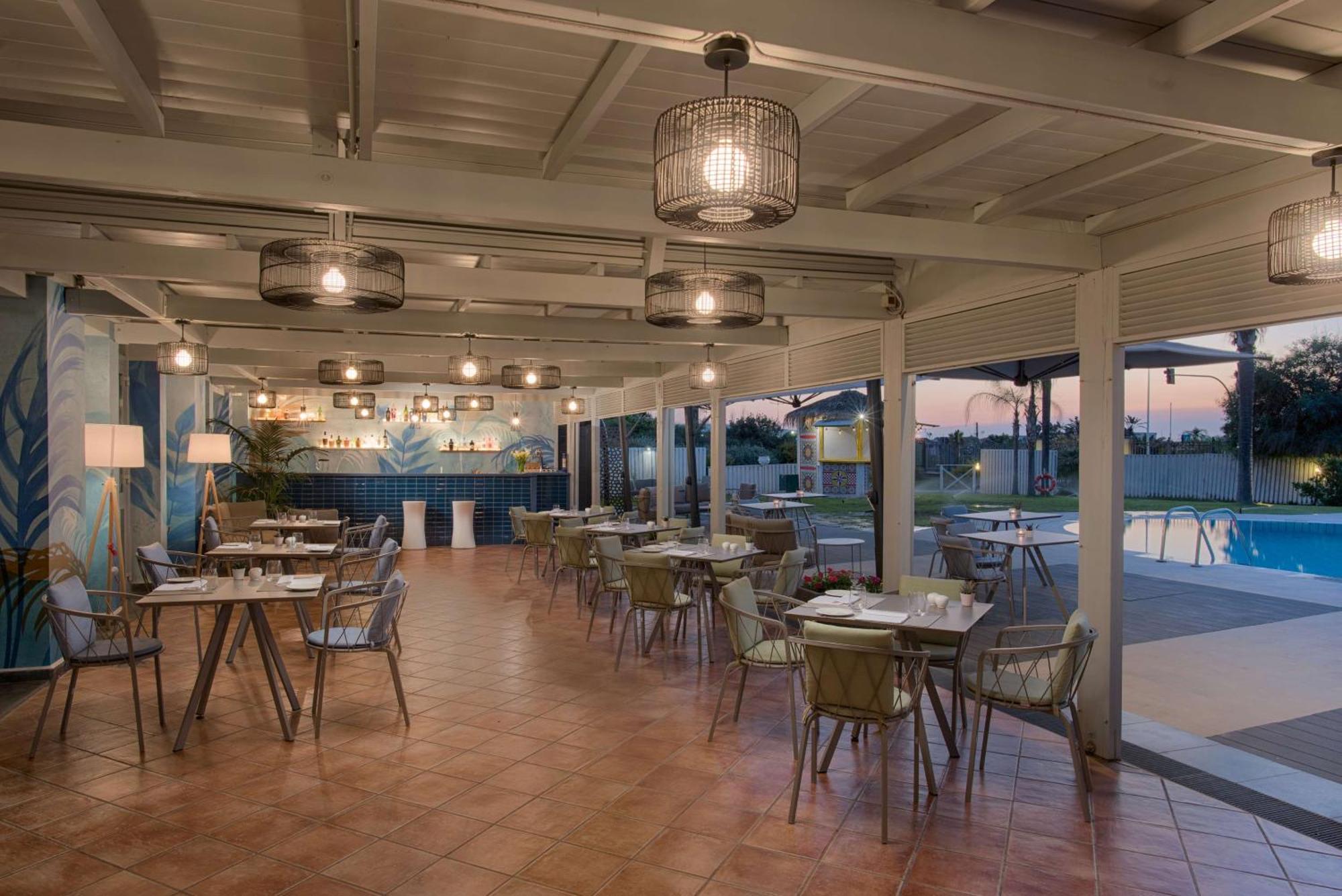 Nh Catania Parco Degli Aragonesi Hotel Exterior photo