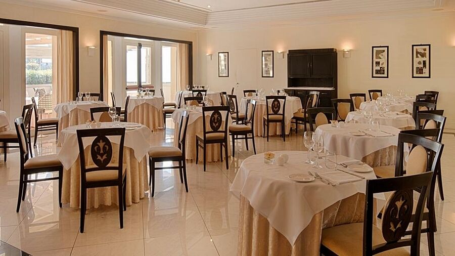 Nh Catania Parco Degli Aragonesi Hotel Exterior photo